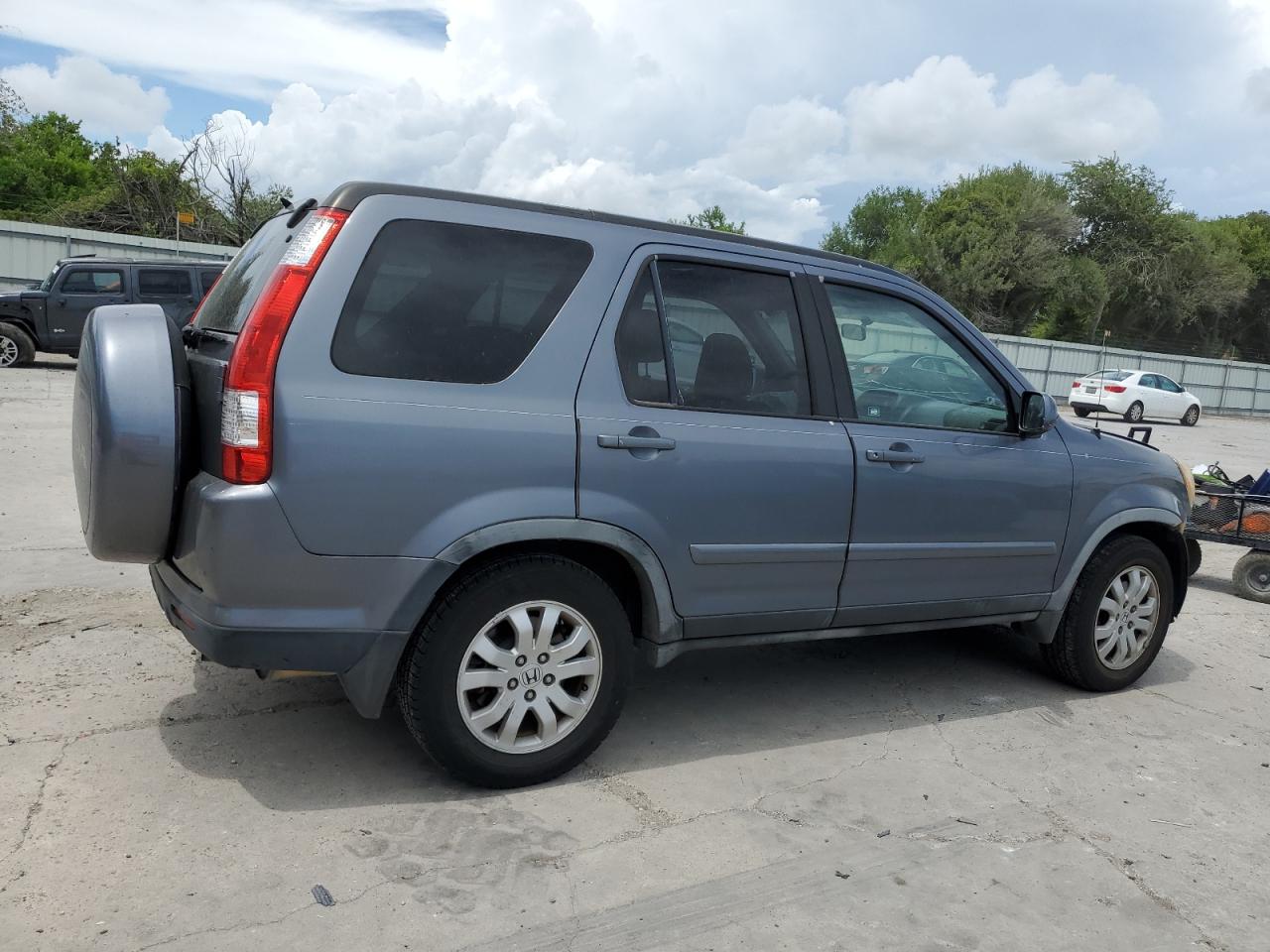 2006 Honda CR-V VIN JHLRD78916C055803 Copart auction photo, all over damage thumbnail 3