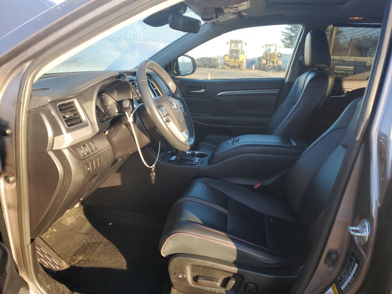 2019 Toyota Highlander VIN 5TDJZRFH4KS628171 Copart auction photo, front end damage thumbnail 7