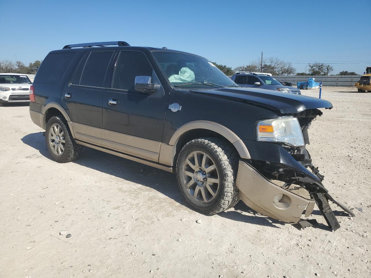 2013 Ford Expedition VIN 1FMJU1H59DEF59713 Copart auction photo, front end / side damage thumbnail 4