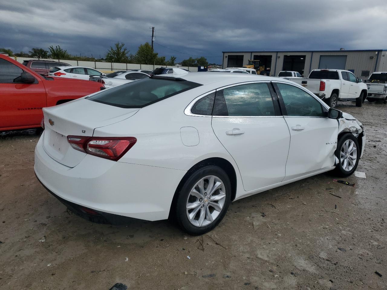 2022 Chevrolet Malibu VIN 1G1ZD5ST2NF121576 Copart auction photo, front end damage thumbnail 3