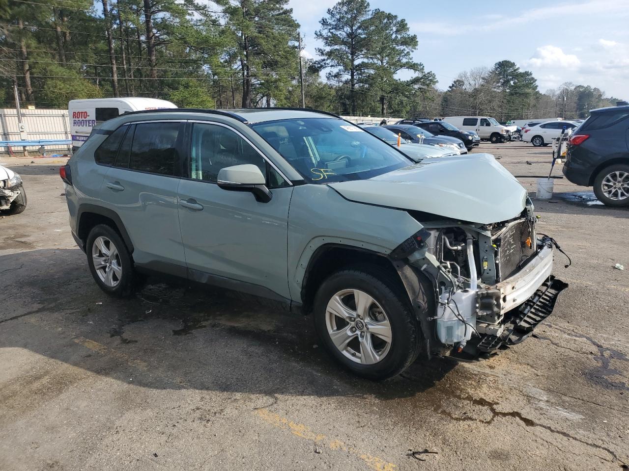 2019 Toyota RAV 4 VIN 2T3W1RFV9KW013021 Copart auction photo, front end damage thumbnail 4