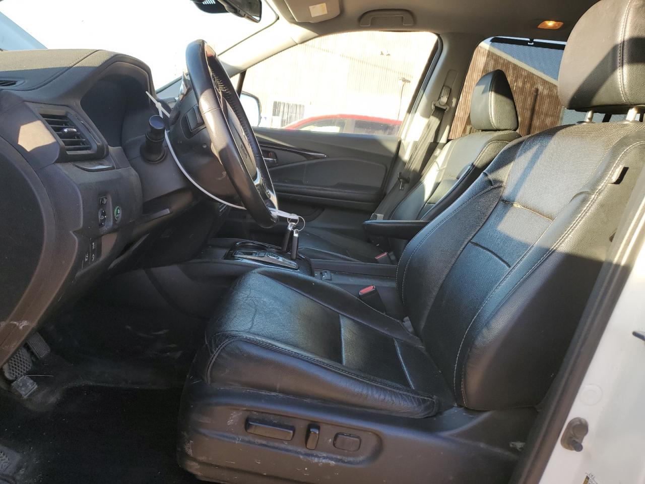 2017 Honda Pilot VIN 5FNYF6H05HB098917 Copart auction photo, front end damage thumbnail 7