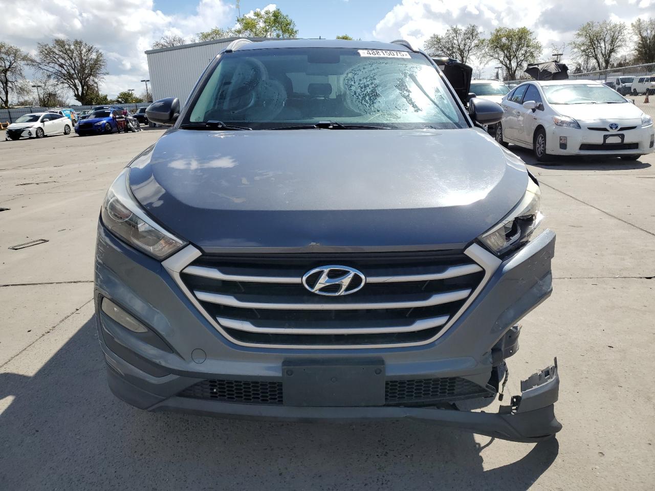 2017 Hyundai Tucson VIN KM8J33A49HU463527 Copart auction photo, vandalism damage thumbnail 5