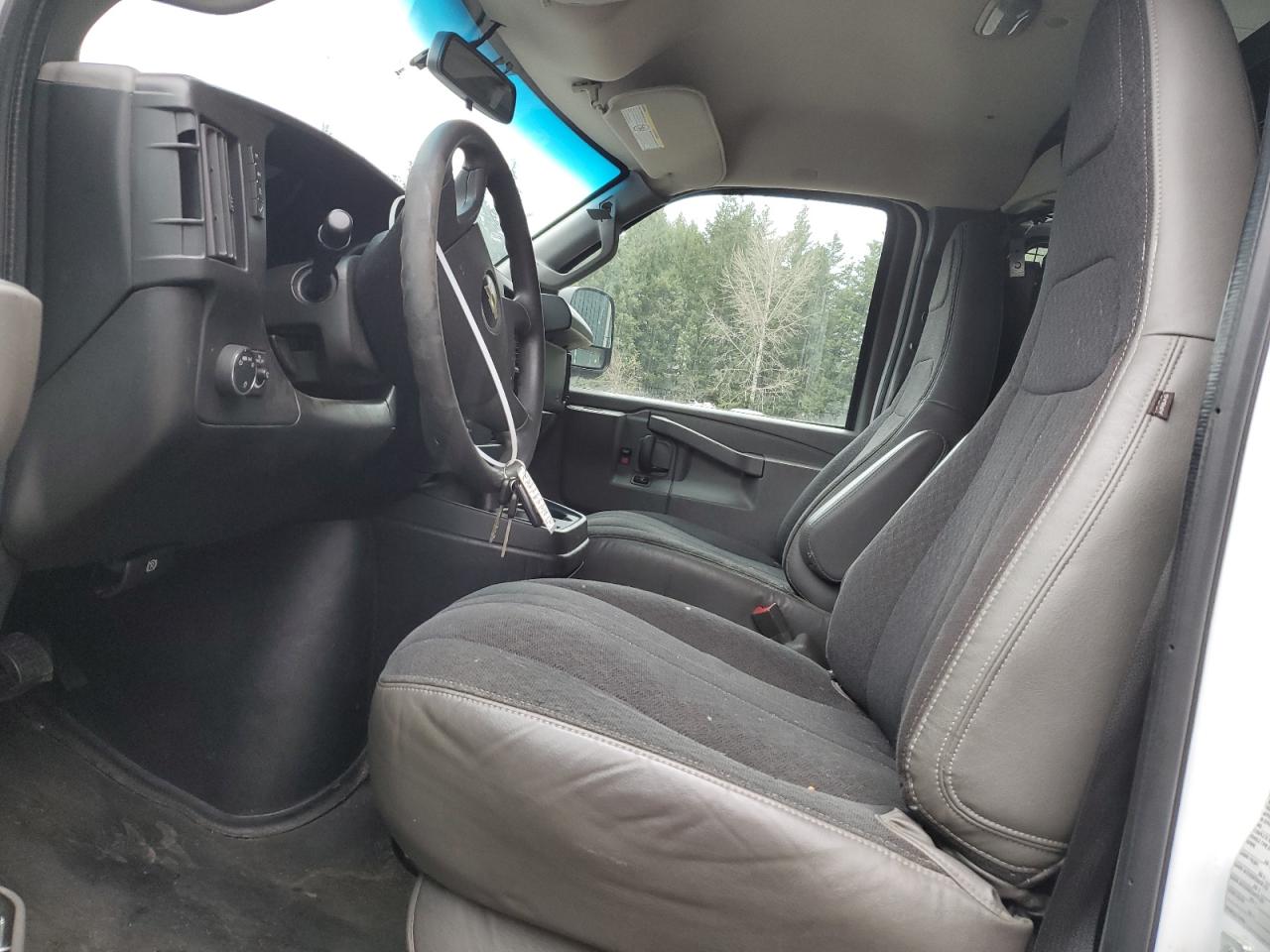 2018 Chevrolet Express VIN 1GCWGAFG2J1907456 Copart auction photo, rear end damage thumbnail 7