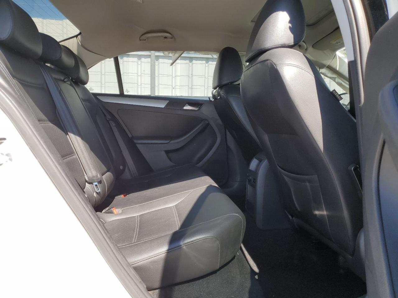 2014 Volkswagen Jetta VIN 3VWD17AJ3EM322776 Copart auction photo, front end damage thumbnail 10