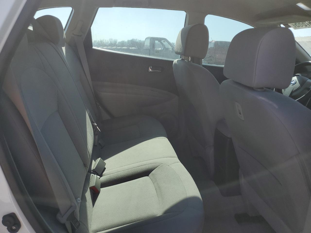 2015 Nissan Rogue VIN JN8AS5MT3FW658308 Copart auction photo, front end / minor dent/scratches damage thumbnail 11