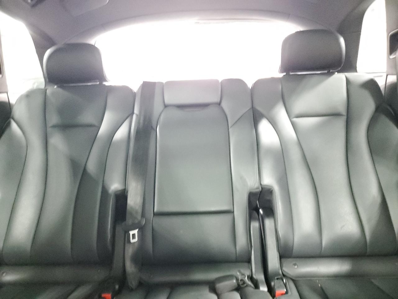 2019 Audi Q7 VIN WA1VAAF70KD039920 Copart auction photo, vandalism damage thumbnail 10