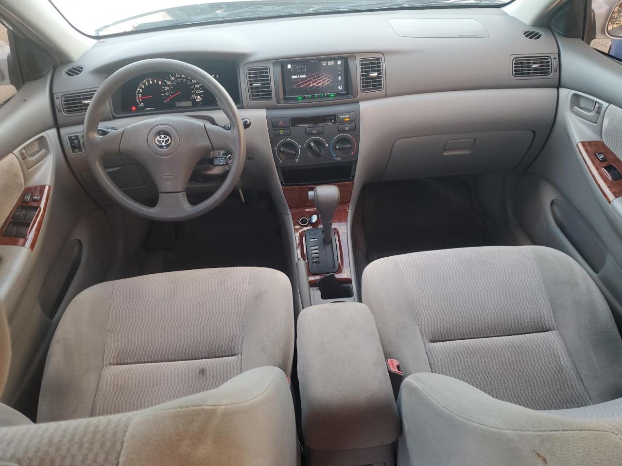2005 Toyota Corolla VIN 1NXBR32E45Z561550 Copart auction photo, front end damage thumbnail 8