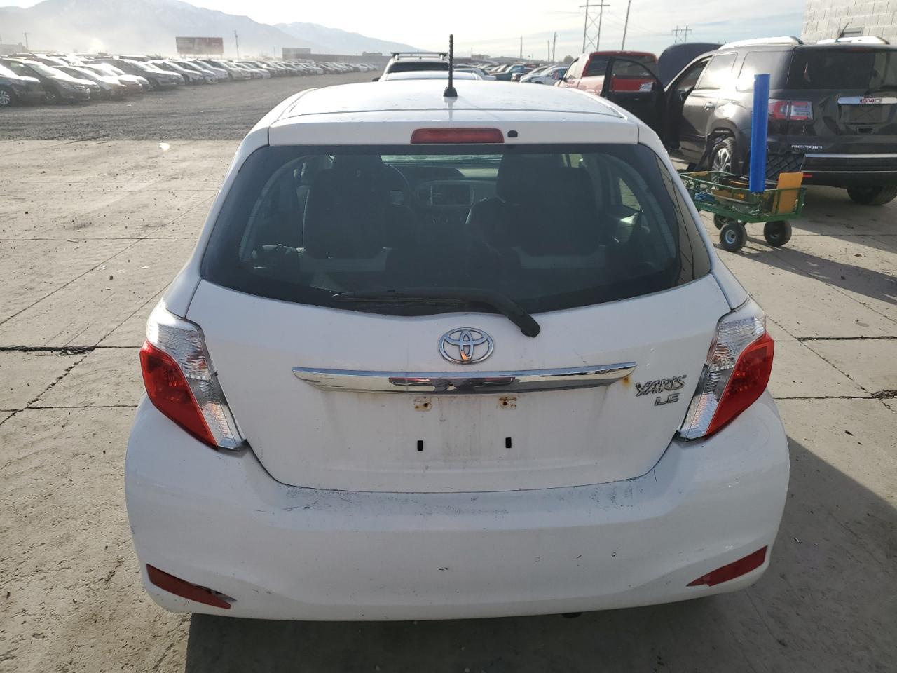 2013 Toyota Yaris VIN JTDKTUD34DD554247 Copart auction photo, minor dent/scratches damage thumbnail 6