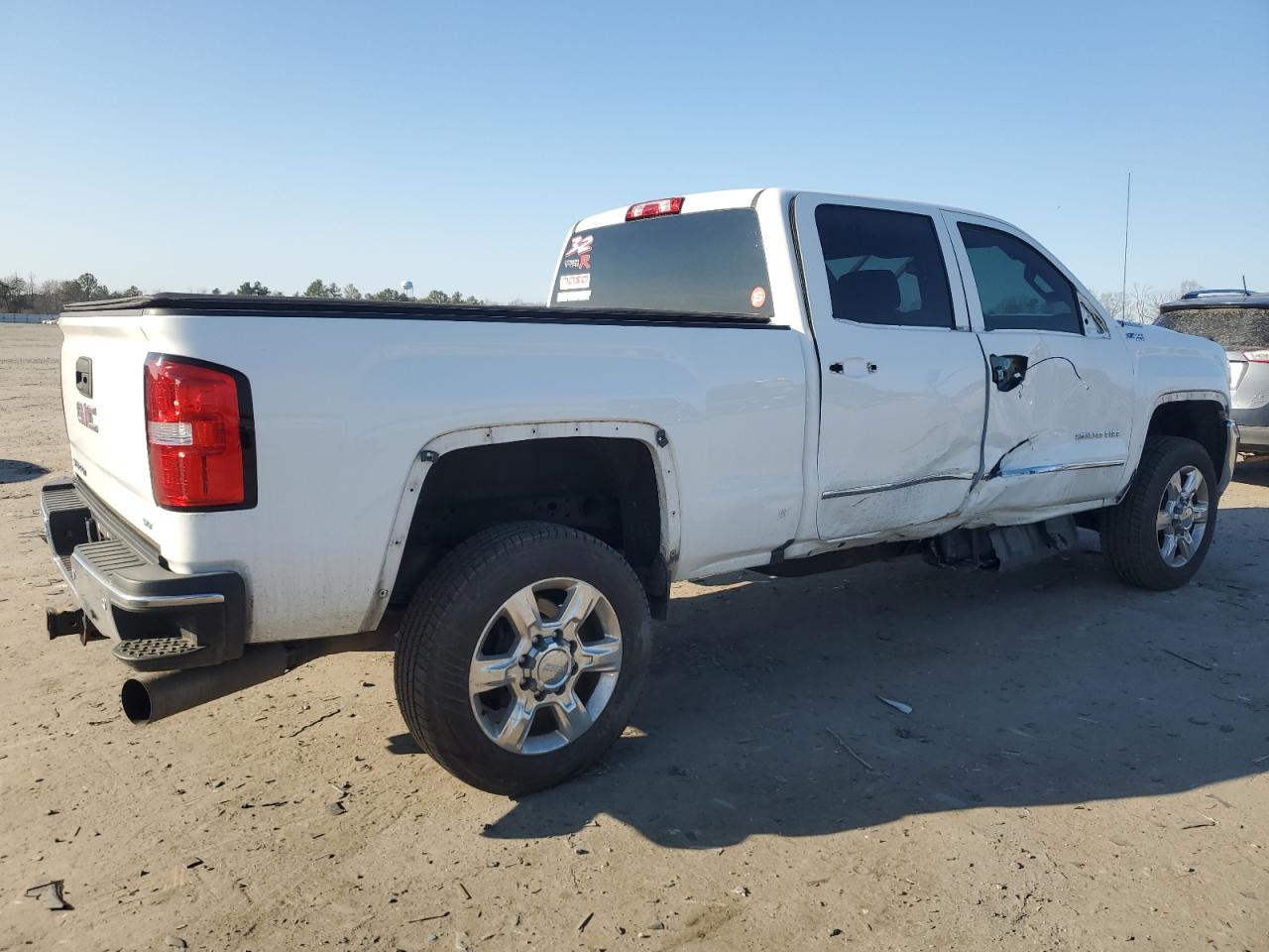 2017 GMC Sierra VIN 1GT12TEY2HF139067 Copart auction photo, side / minor dent/scratches damage thumbnail 3