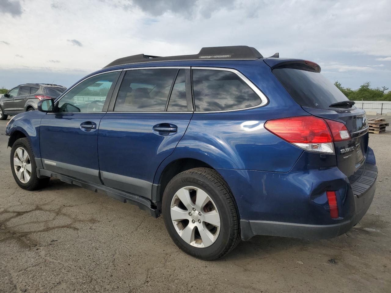 2011 Subaru Outback VIN 4S4BRBKCXB3342540 Copart auction photo, front end / rear end damage thumbnail 2