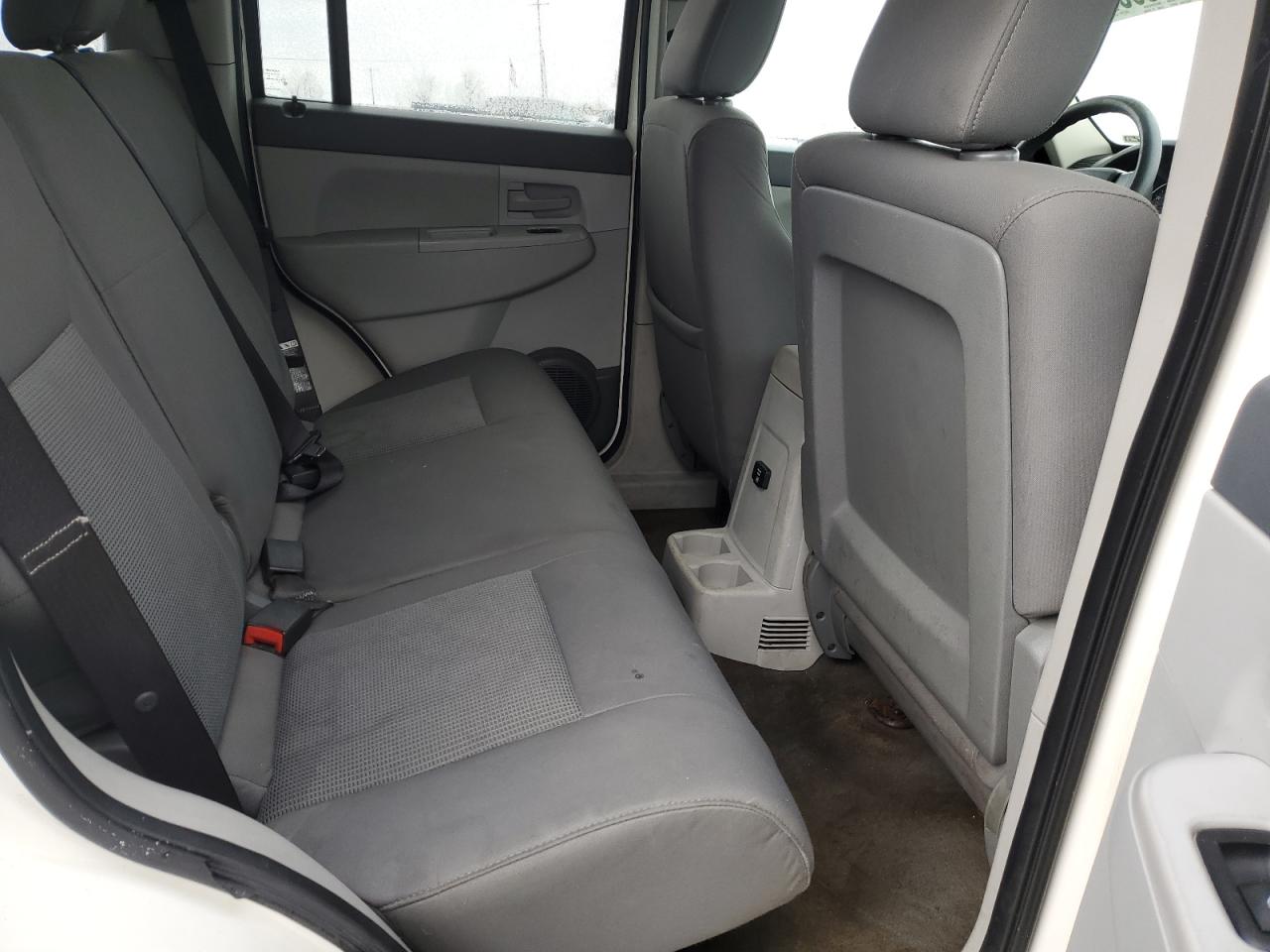 2008 Jeep Liberty (North America) VIN 1J8GN28K18W232562 Copart auction photo, front end / side damage thumbnail 11