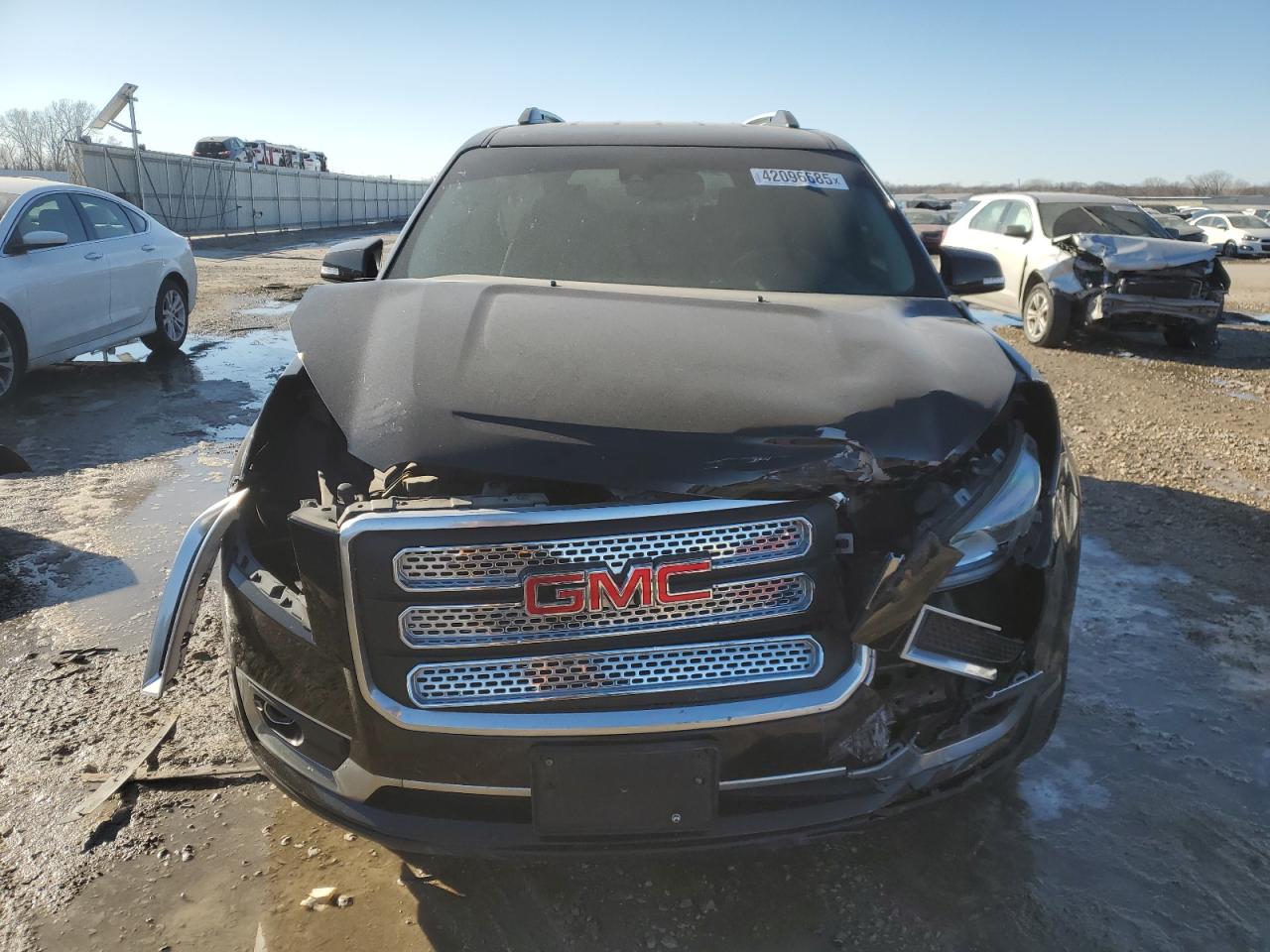 2017 GMC Acadia VIN 1GKKVSKD8HJ241269 Copart auction photo, front end damage thumbnail 5