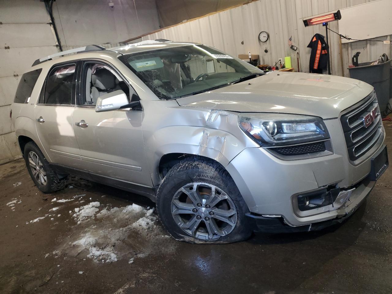 2016 GMC Acadia VIN 1GKKVRKD8GJ153538 Copart auction photo, front end / minor dent/scratches damage thumbnail 4