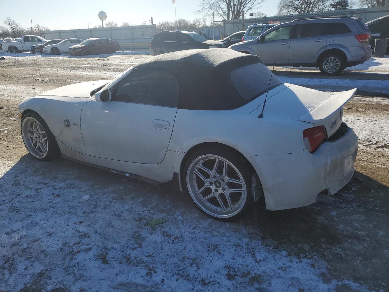 2006 BMW Z4 VIN 4USBU33596LW58908 Copart auction photo, all over damage thumbnail 2