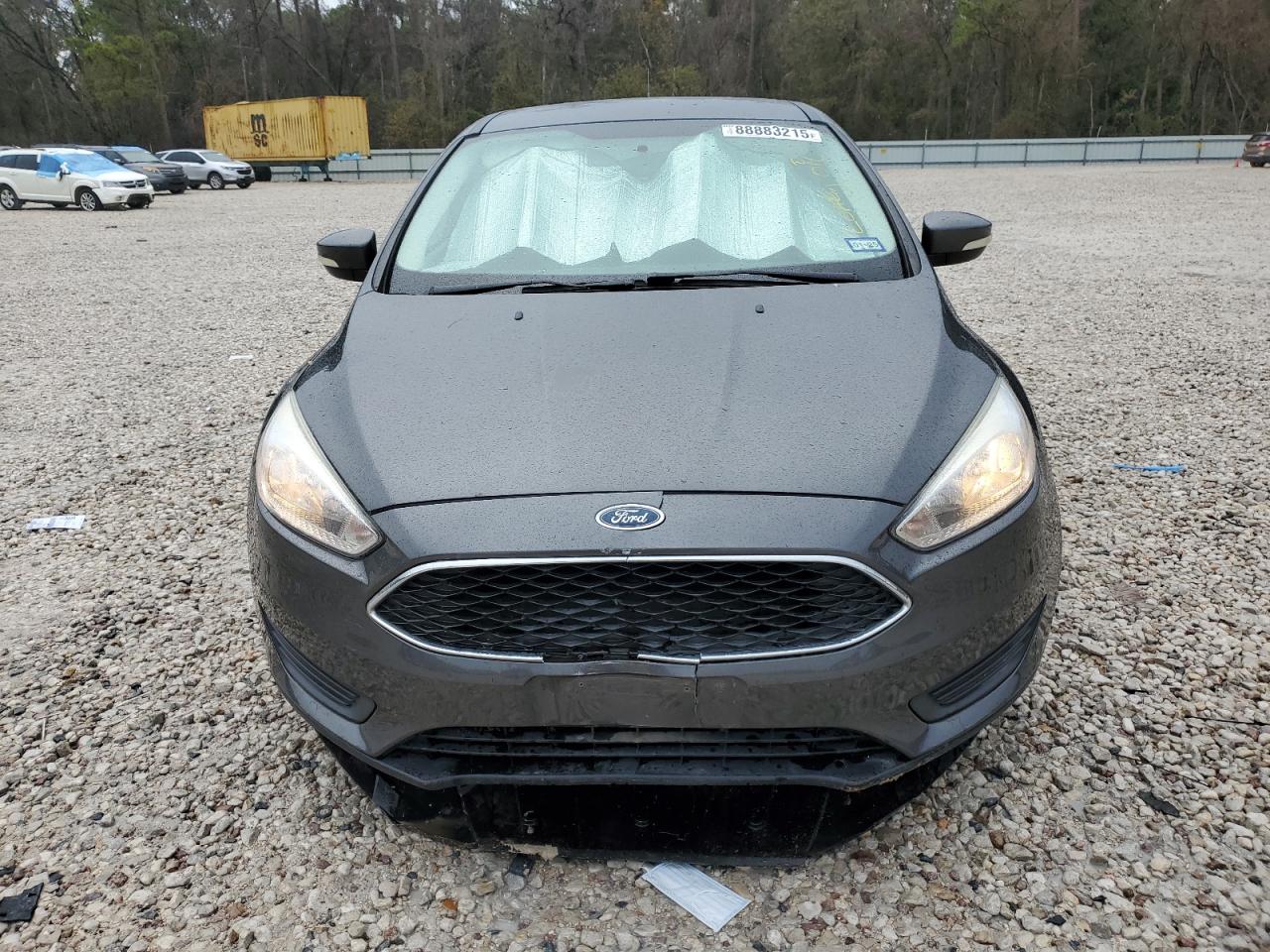 2017 Ford Focus VIN 1FADP3K2XHL318639 Copart auction photo, side / rear end damage thumbnail 5