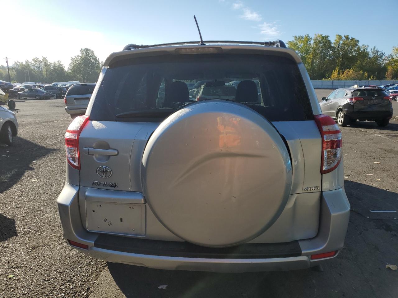 2012 Toyota RAV 4 VIN 2T3BF4DV3CW177890 Copart auction photo, front end damage thumbnail 6