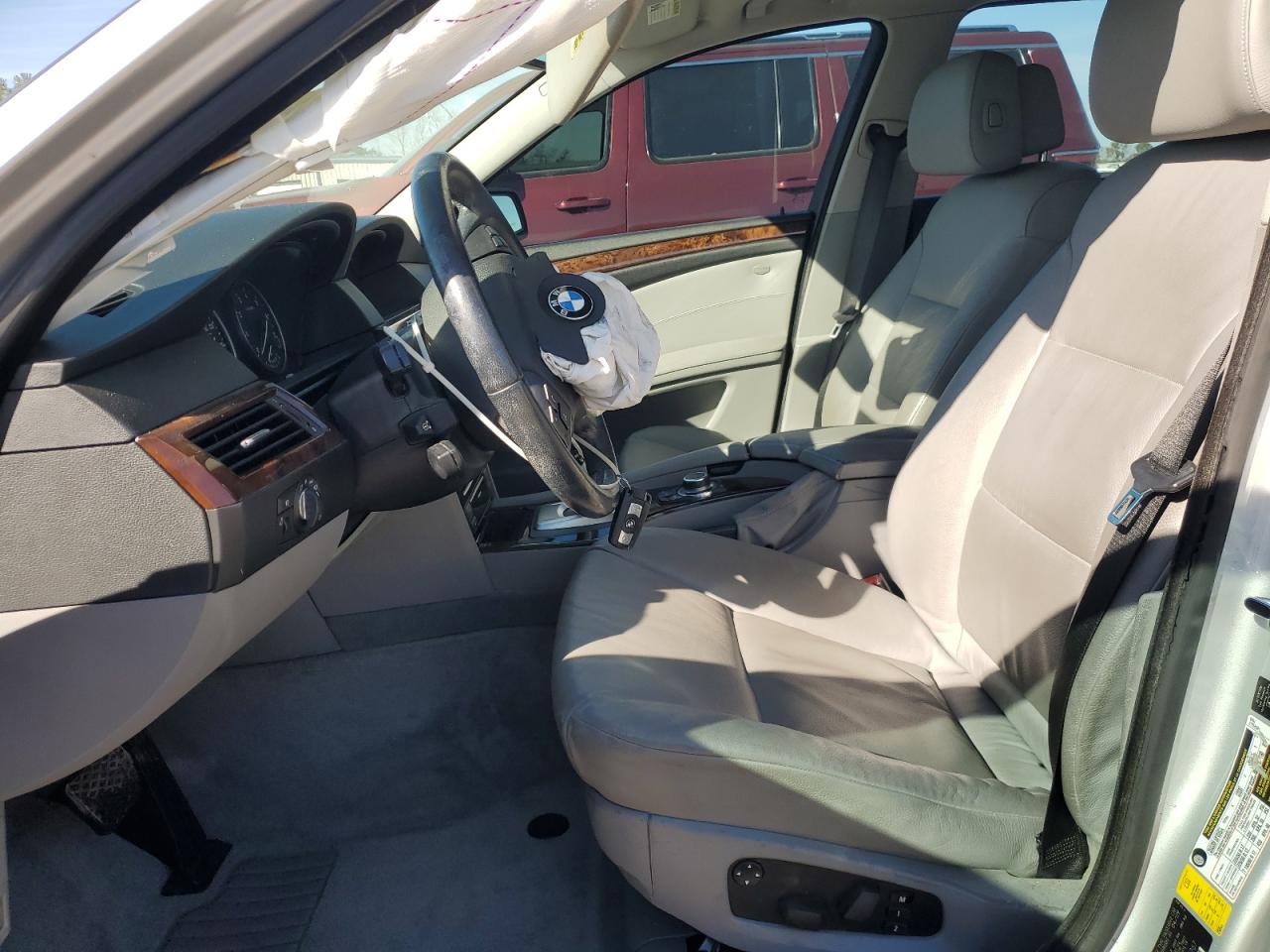2010 BMW 5er VIN WBANU5C50AC125267 Copart auction photo, front end damage thumbnail 7