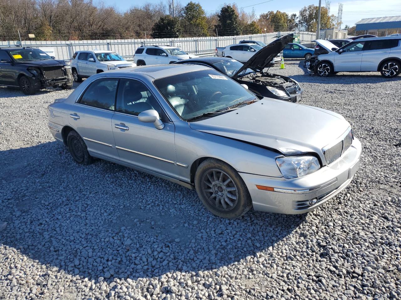 2004 Hyundai Grandeur VIN KMHFU45E84A328515 Copart auction photo, minor dent/scratches damage thumbnail 4