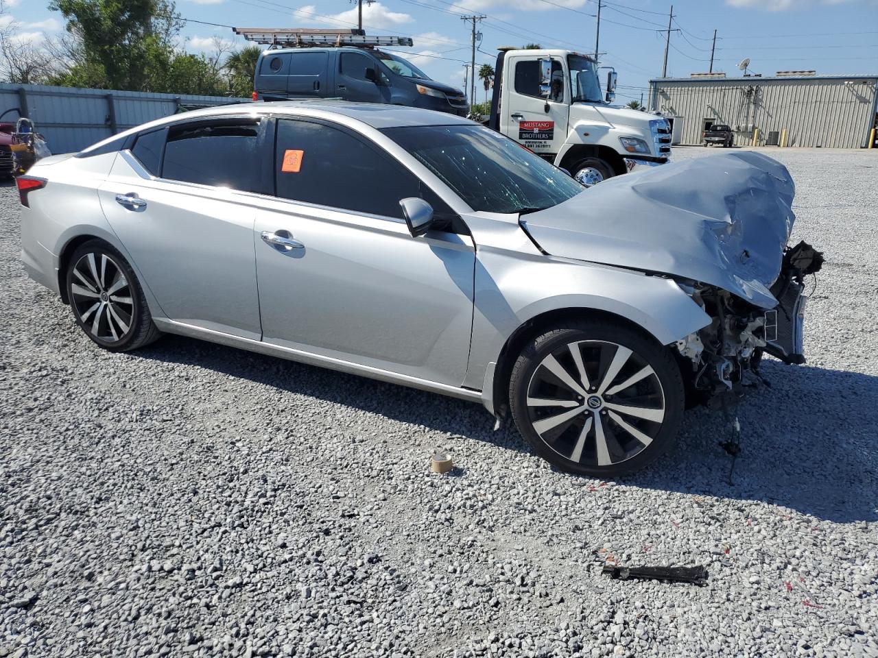 2020 Nissan Altima VIN 1N4BL4FV3LN304690 Copart auction photo, front end damage thumbnail 4