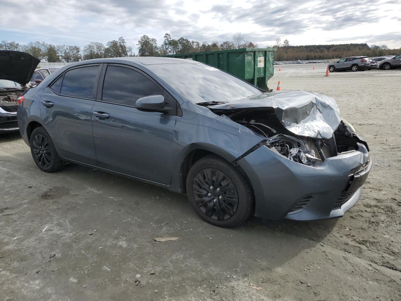 2015 Toyota Corolla VIN 2T1BURHE9FC238963 Copart auction photo, front end / minor dent/scratches damage thumbnail 4