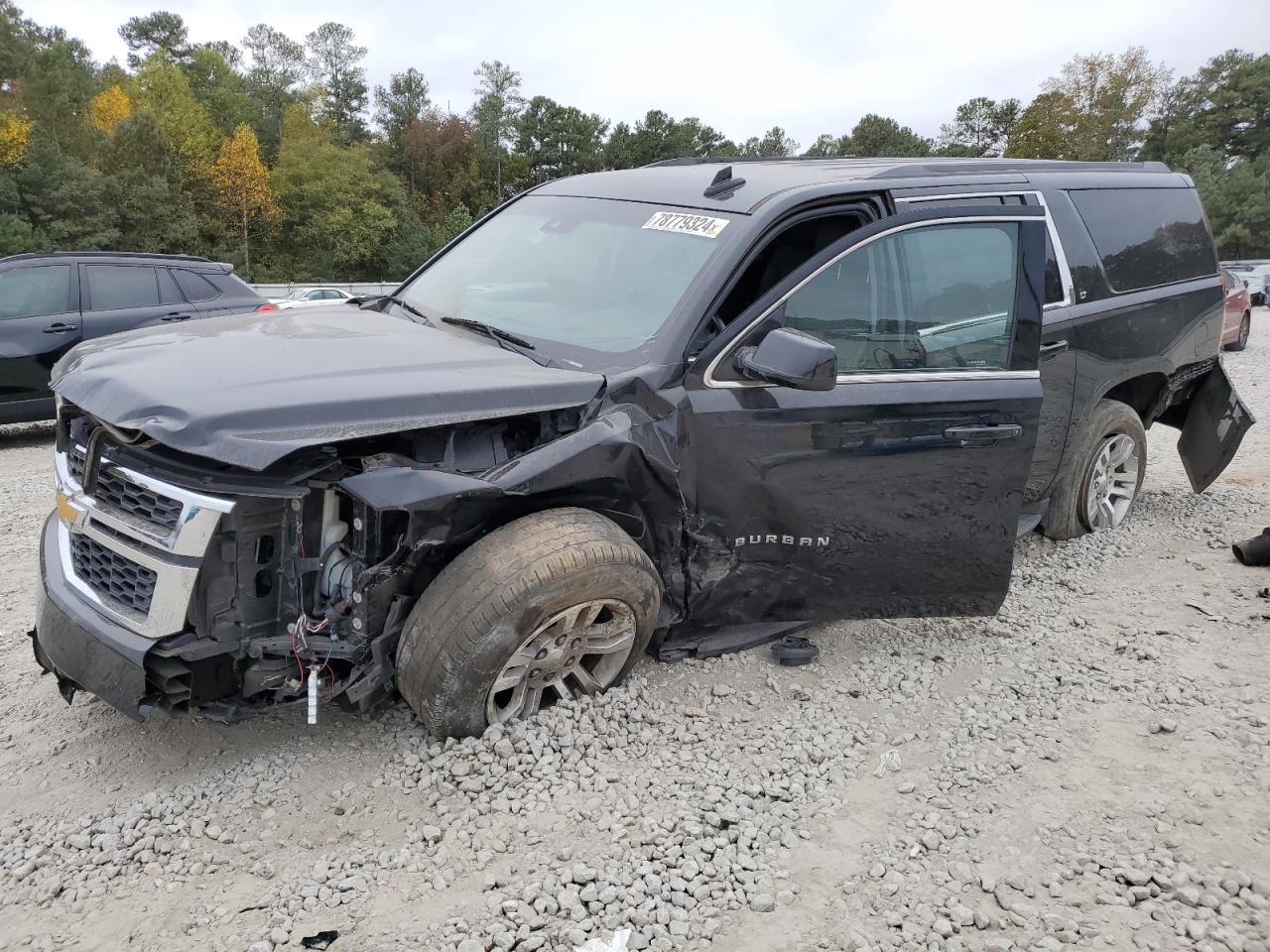 2018 Chevrolet Suburban VIN 1GNSCHKCXJR255961