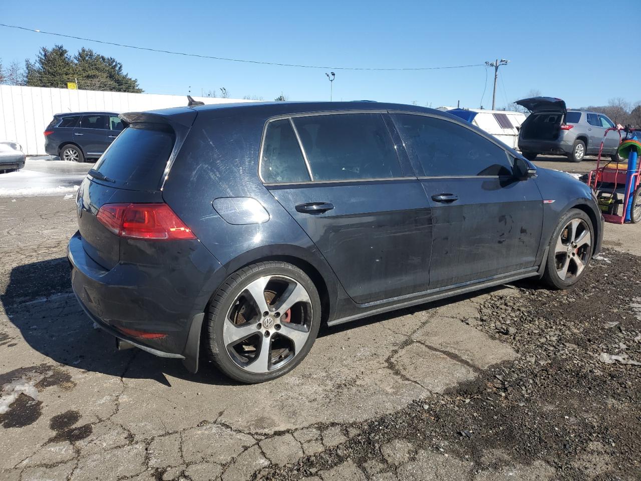 2015 Volkswagen GTI VIN 3VW4T7AU8FM059223 Copart auction photo, rear end damage thumbnail 3