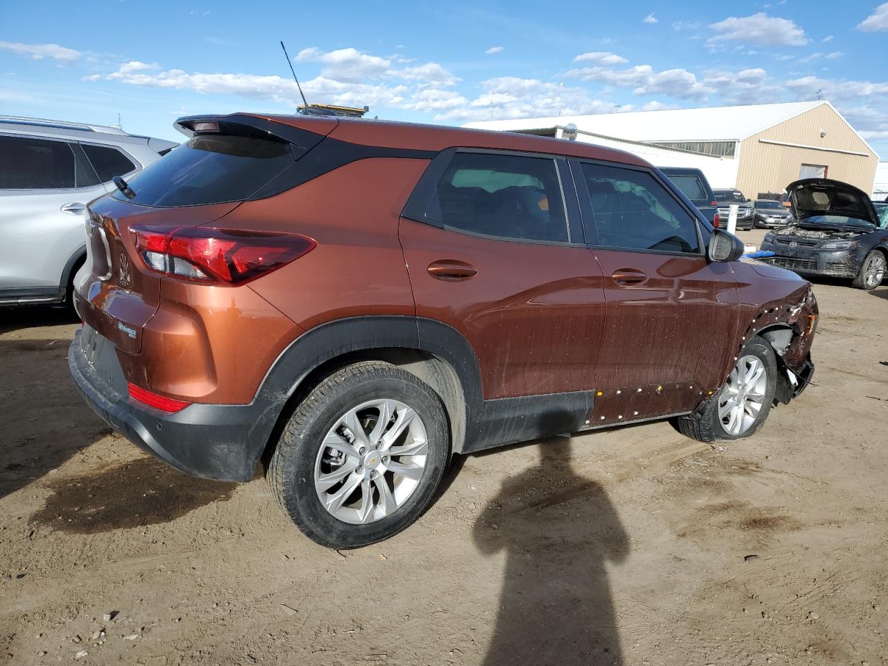 2021 Chevrolet TrailBlazer VIN KL79MNSL0MB076812 Copart auction photo, side / front end damage thumbnail 3