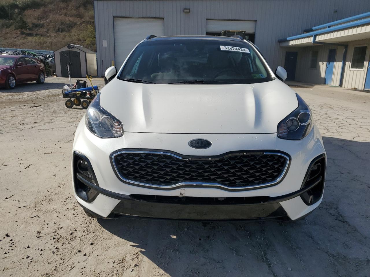 2022 KIA Sportage VIN KNDP6CAC7N7950894 Copart auction photo, side / front end damage thumbnail 5
