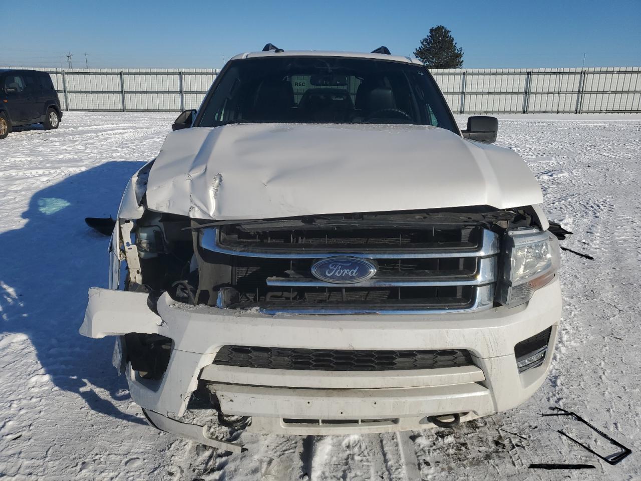 2016 Ford Expedition VIN 1FMJK1JT1GEF56596 Copart auction photo, front end damage thumbnail 5