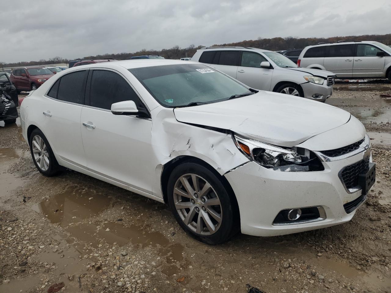 2015 Chevrolet Malibu VIN 1G11F5SL1FF283885 Copart auction photo, front end damage thumbnail 4