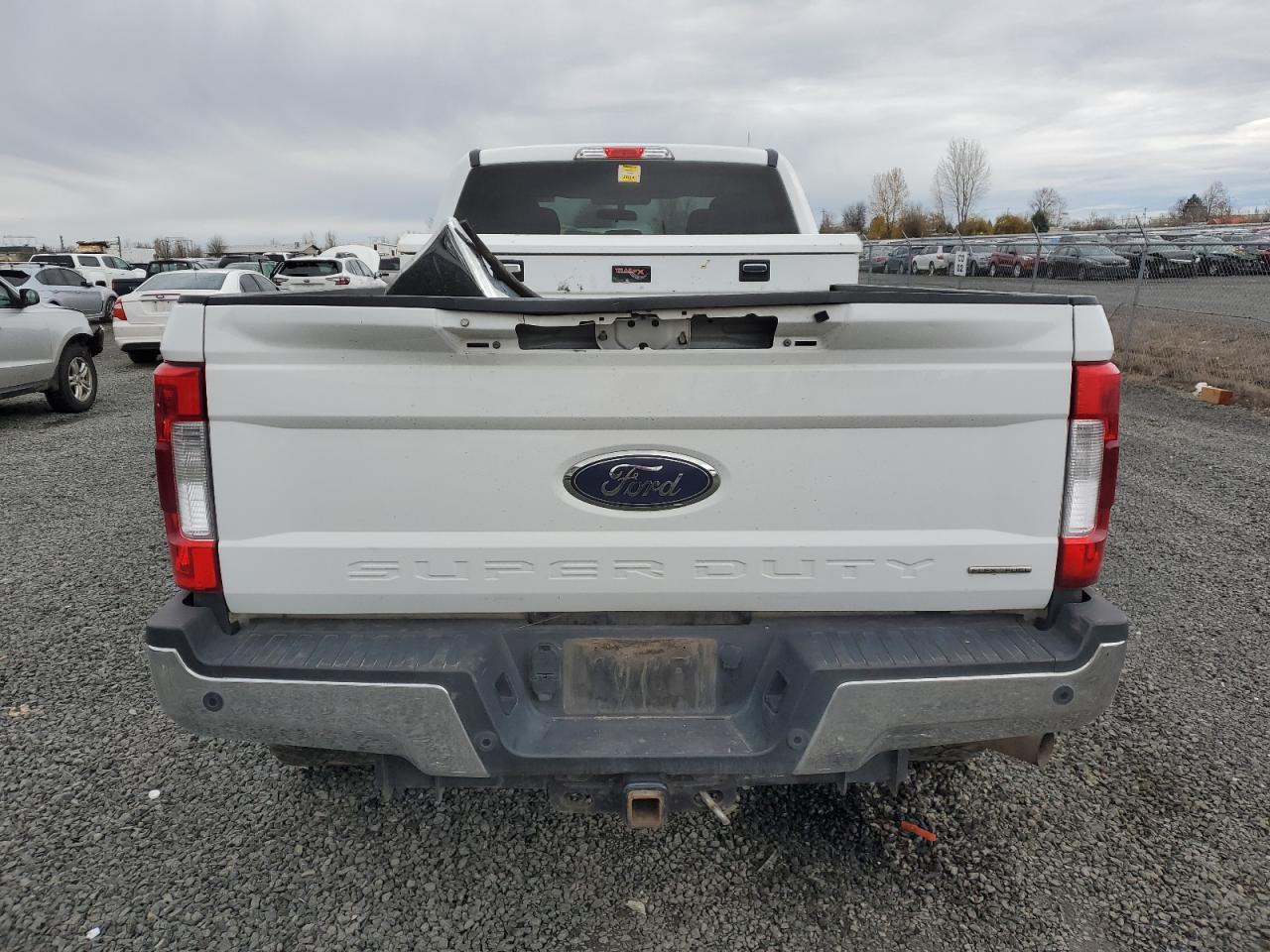 2017 Ford F250 VIN 1FT7X2B61HEC15666 Copart auction photo, front end damage thumbnail 6