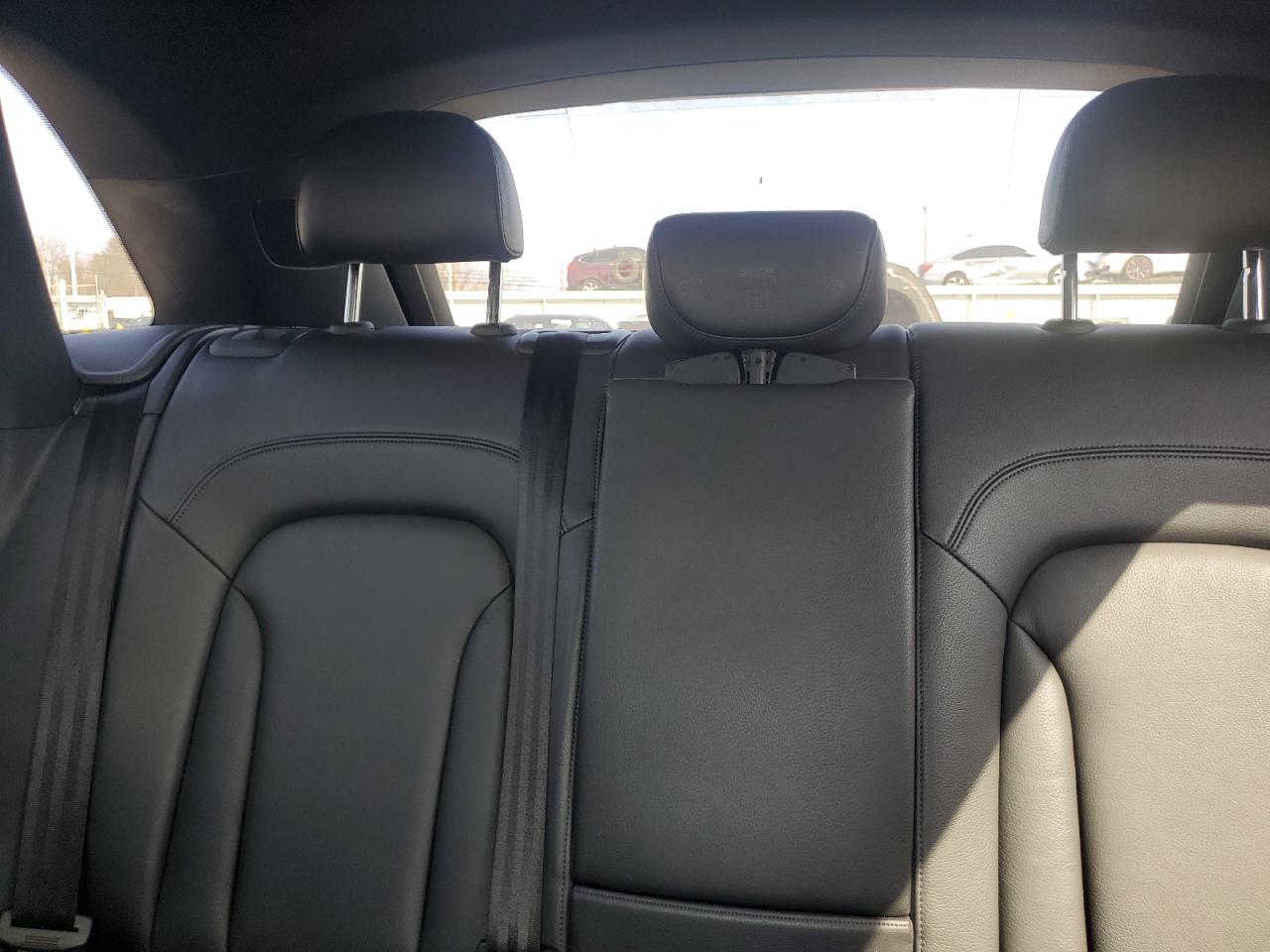 2018 Audi Q3 VIN WA1JCCFS2JR034471 Copart auction photo, front end / side damage thumbnail 10