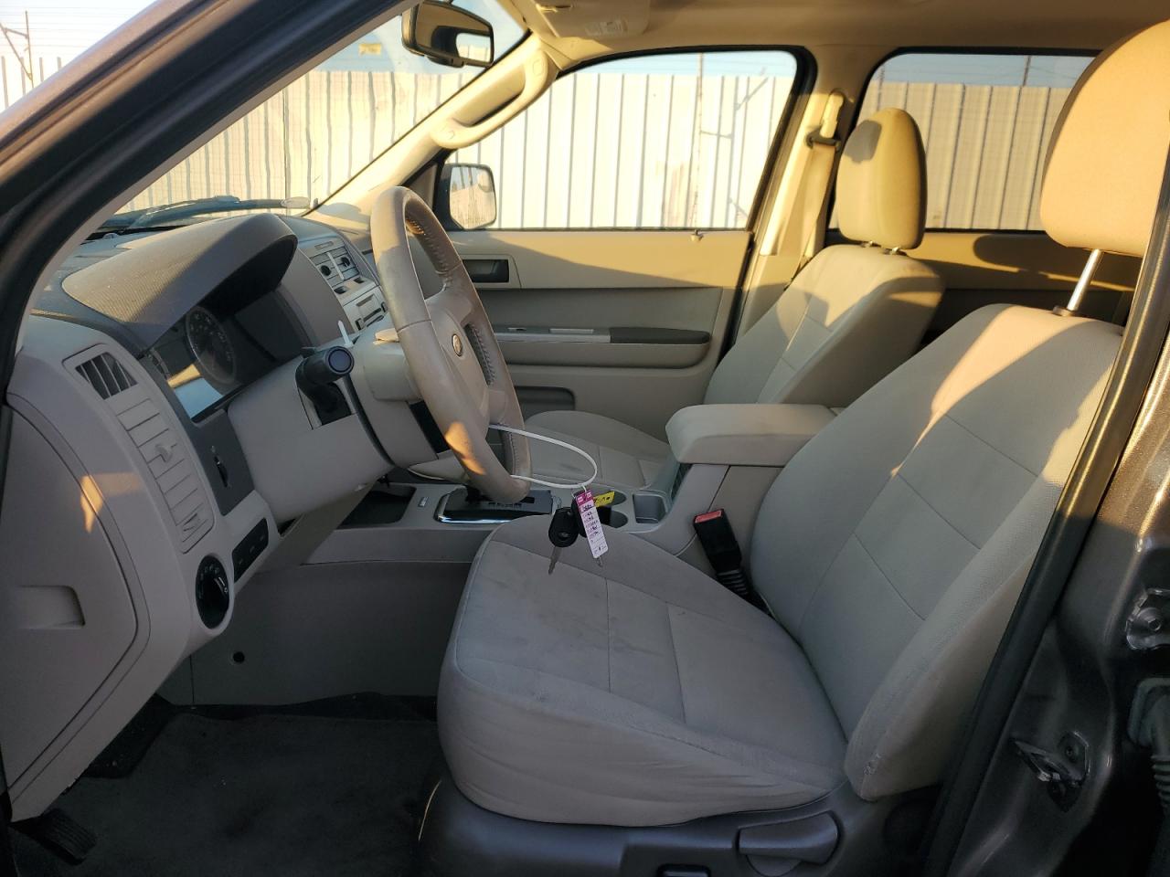2012 Ford Escape VIN 1FMCU0DG4CKC83676 Copart auction photo, front end / minor dent/scratches damage thumbnail 7