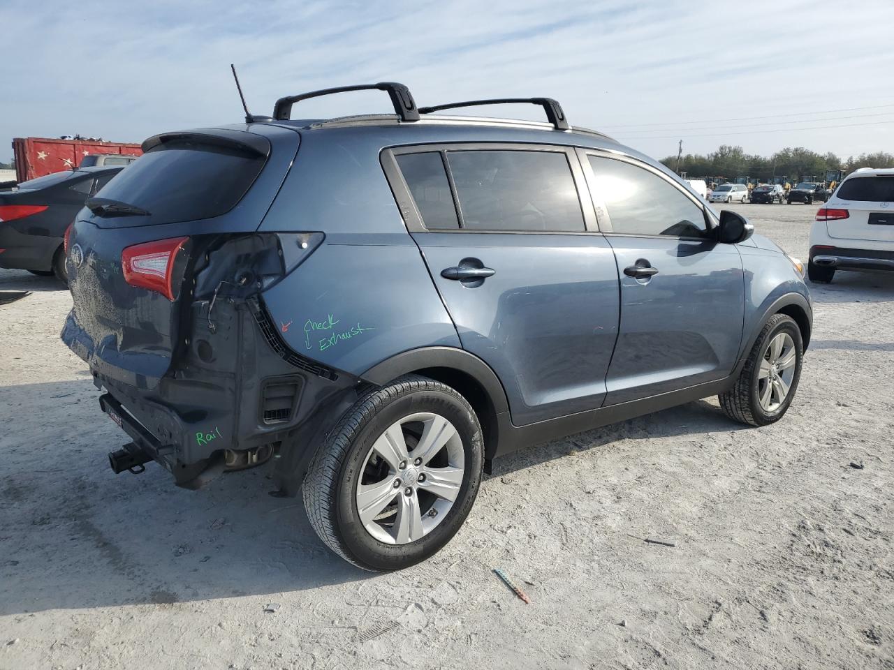 2013 KIA Sportage VIN KNDPB3A22D7477620 Copart auction photo, rear end damage thumbnail 3