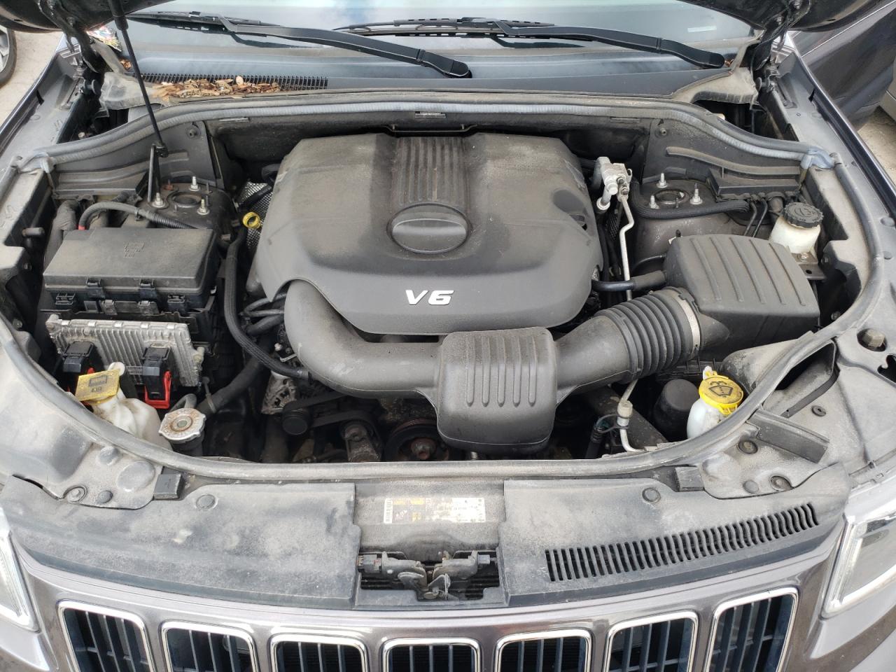2015 Jeep Grand Cherokee VIN 1C4RJFBG1FC241039 Copart auction photo, vandalism / front end damage thumbnail 12