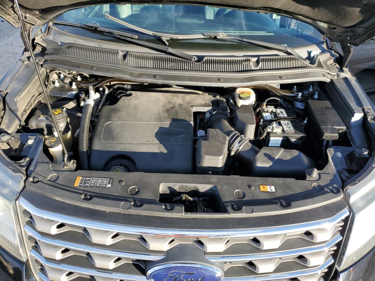 2016 Ford Explorer VIN 1FM5K7D88GGC02915 Copart auction photo, normal wear damage thumbnail 12