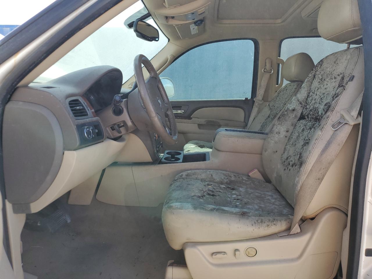 2010 GMC Yukon VIN 1GKUCCE02AR203590 Copart auction photo, water/flood damage thumbnail 7