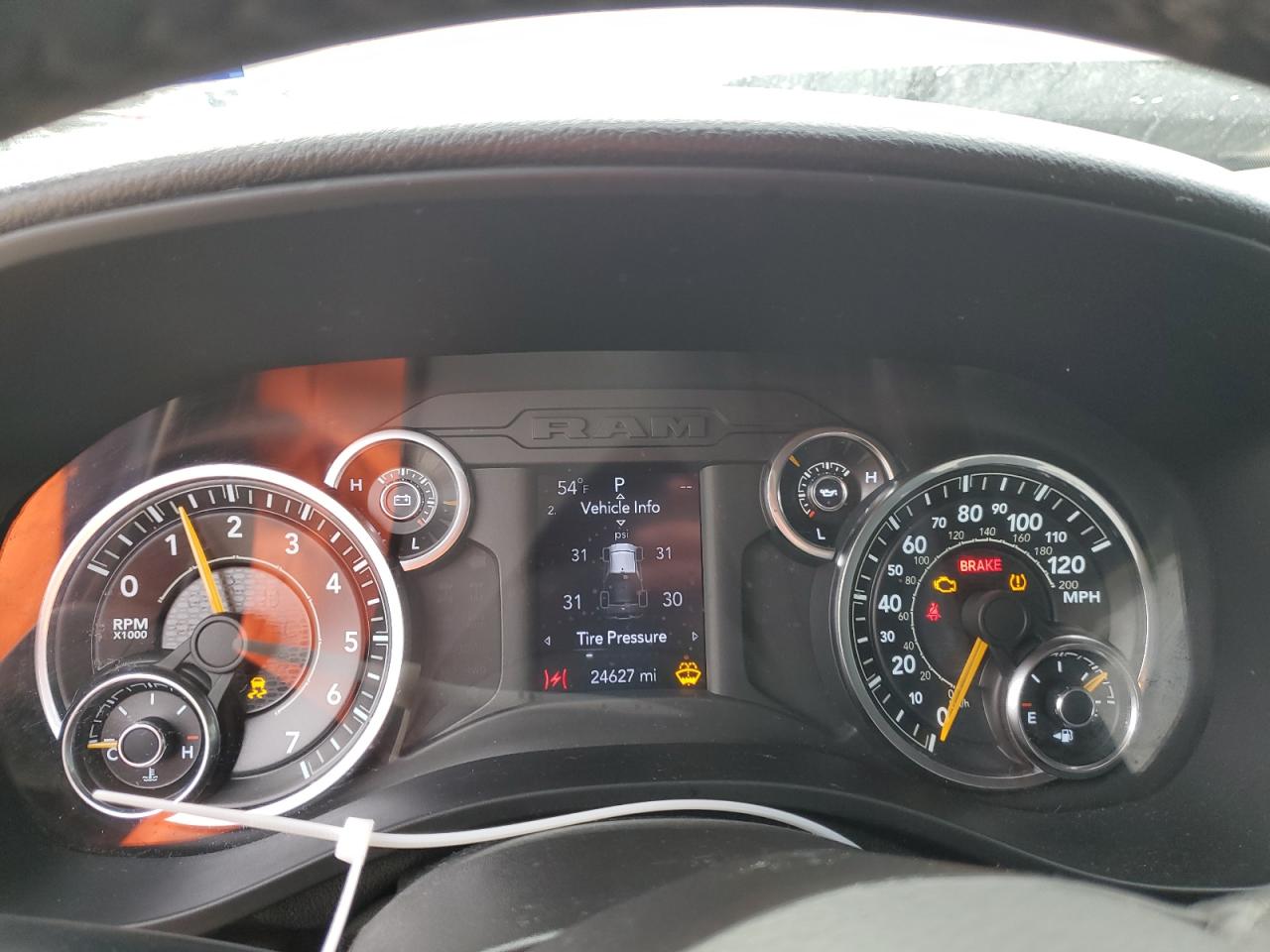2021 RAM 1500 VIN 1C6RREBG4MN631614 Copart auction photo, front end / side damage thumbnail 9