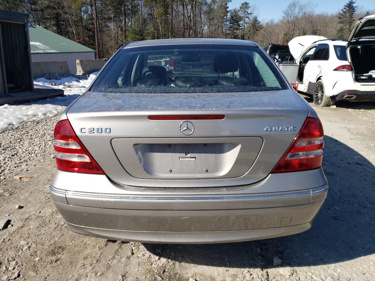 2007 Mercedes-Benz C-klasse VIN WDBRF92HX7F863052 Copart auction photo, front end damage thumbnail 6