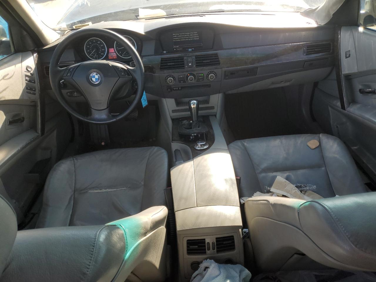2004 BMW 5er VIN WBANA73574B063493 Copart auction photo, biohazard/chemical / front end damage thumbnail 8