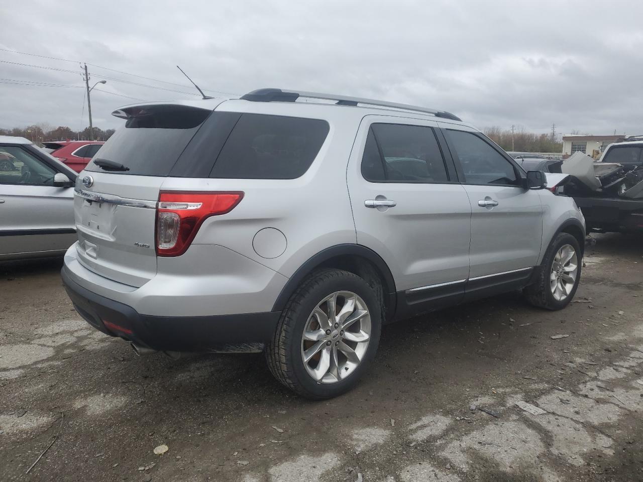 2013 Ford Explorer VIN 1FM5K8D87DGC78613 Copart auction photo, front end / mechanical damage thumbnail 3