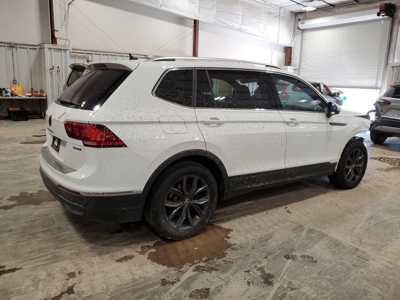 2024 Volkswagen Tiguan VIN 3VVMB7AX2RM016020 Copart auction photo, front end damage thumbnail 3