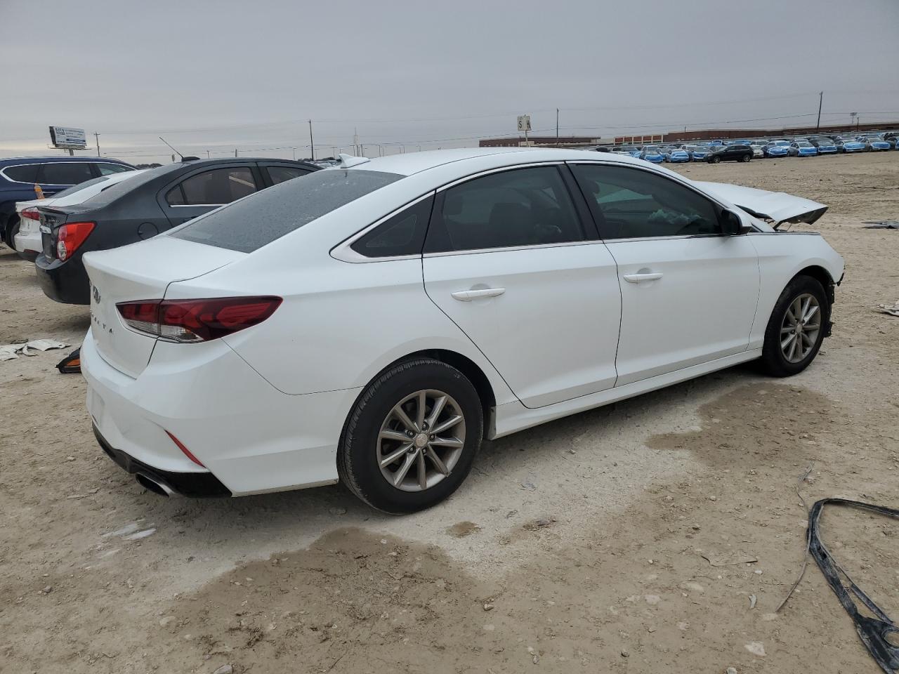 2019 Hyundai Sonata VIN 5NPE24AF4KH774624 Copart auction photo, front end damage thumbnail 3