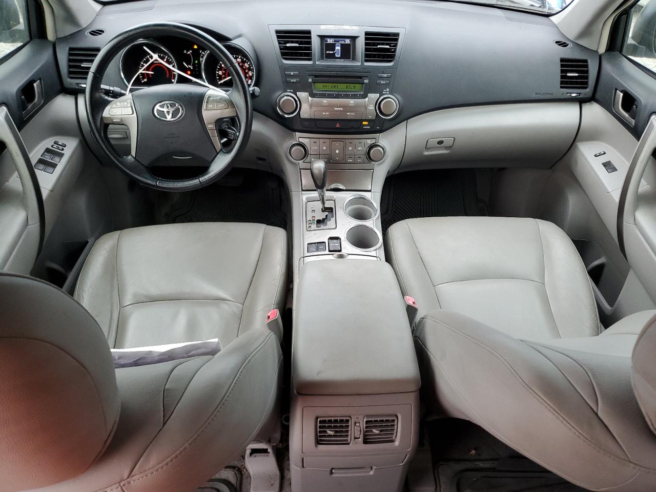 2008 Toyota Highlander VIN JTEDS43A582019209 Copart auction photo, front end damage thumbnail 8