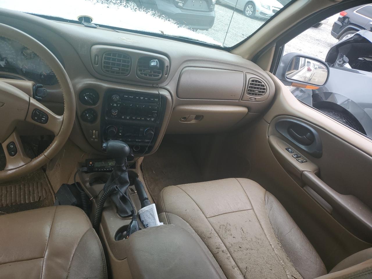 2002 Chevrolet TrailBlazer VIN 1GNDT13S222223229 Copart auction photo, all over / water/flood damage thumbnail 8