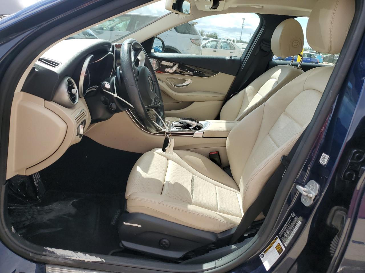 2015 Mercedes-Benz C-klasse VIN 55SWF4KBXFU081564 Copart auction photo, all over damage thumbnail 7