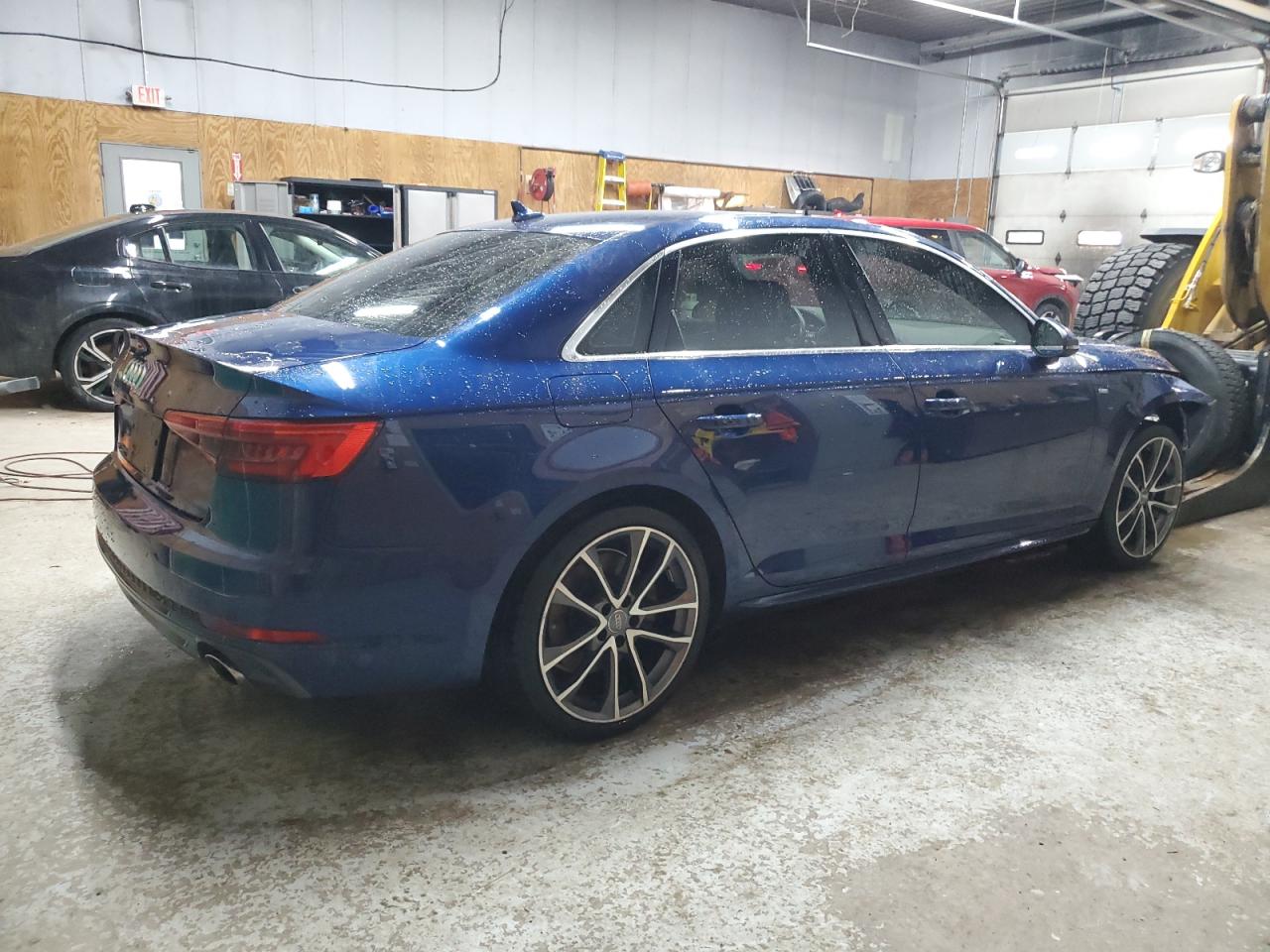 2017 Audi A4 VIN WAUENAF48HN066332 Copart auction photo, front end / minor dent/scratches damage thumbnail 3