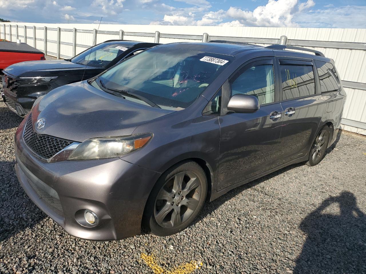 2014 Toyota Sienna VIN 5TDXK3DC8ES520160