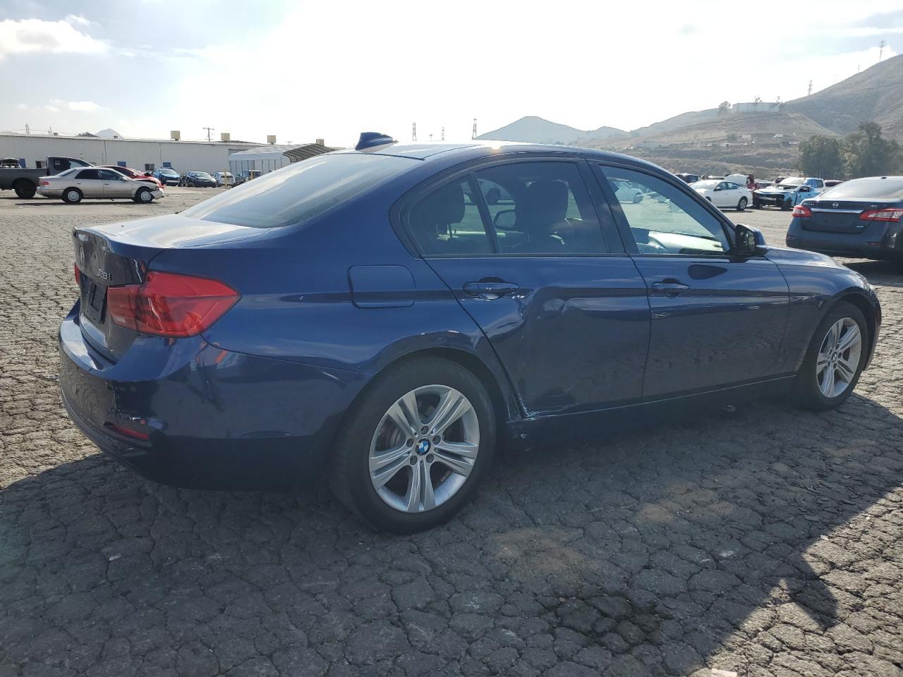2016 BMW 3er VIN WBA8E9G50GNT46280 Copart auction photo, rear end / side damage thumbnail 3